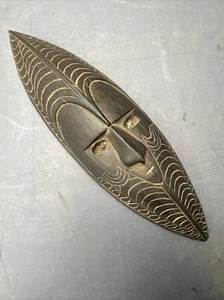 Papua New Guinea Ancestor Spirit Mask Carving OLD - Picture 1 of 3