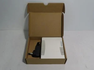 Mikrotik RB951G-2HnD RouterBOARD 600Mhz CPU, 128MB RAM, 5xGbit LAN, 2.4Ghz - Picture 1 of 4