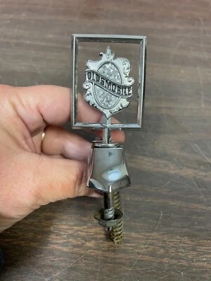 1980 1980 1980 1981 1982-1986? OLDSMOBILE DELTA 88 98 CAPÓ PANEL CABEZAL ADORNO  Foto 1 de 4