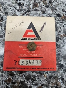 GLEANER HYDRAULIC VALVE ORIFICE 71304437 - Picture 1 of 1