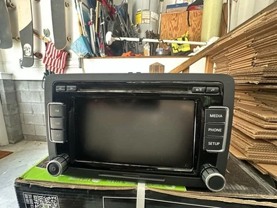 VW Bug 2013 unidad principal de fábrica Foto 1 de 4