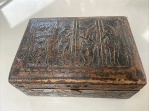 Antigua caja de cuero - mitología griega - Imagen 1 de 9