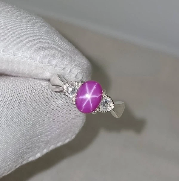 Vintage Pink Star Sapphire Ring 925 Sterling Silver Lindy Star Sapphire Ring - Image 1 of 4