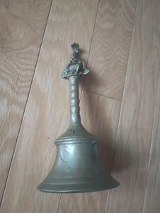 8 1/8 Zoll große Messingglocke mit gravierten Buchstaben innen internationaler Verkauf - Bild 1 von 5