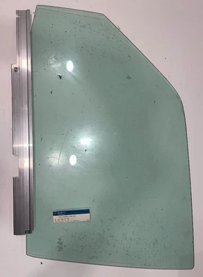 Cristal puerta delantera izquierda mercedes-benz - 126-720-21-18 - para 300se, 420sel y más Foto 1 de 4