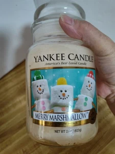Yankee Candle Merry Marshmallow tarro grande 22 OZ nuevo vacaciones de Navidad  - Imagen 1 de 8
