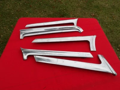 Ford 1963 1/2 Galaxy Fastback parabrisas exterior molduras siete piezas Foto 1 de 4