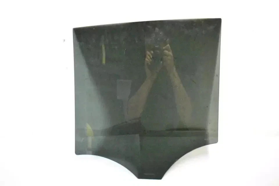 12-15 梅赛德斯 W166 ML550 ML350 右后乘客侧门窗玻璃原始设备制造商 — 第 1/4 张图片