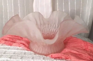Vintage Satin Pink Ruffled Depression Glass Candy Dish - Picture 1 of 10