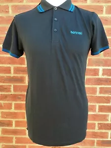 Nuevo con etiquetas Camisa Polo Para Hombres Sonneti Negra Cuello en Contraste Azul Punta Informal Pequeña S - Imagen 1 de 5