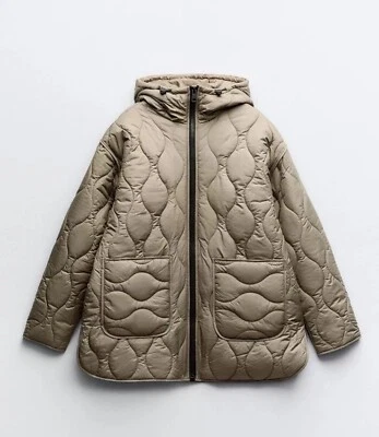 ZARA BNWT 2024. LIGHT KHAKI QUILTED PUFFER JACKET HOODED. 5854/023 Size XS - Image 1 of 3