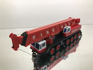 ? CHINA FIRE DEPT TELESKOPKRAN TELESCOPIC CRANE -RED 1:50- GOOD - Bild 1 von 8