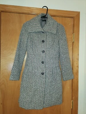 Abrigo de tweed rosa y gris Stile Benetton para mujer RUMANIA Foto 1 de 4