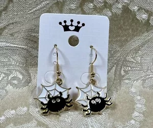 Halloween Cartoon Spider Web Spider Gold Enamel Charm Dangle Earrings Spooky Fun - Picture 1 of 3