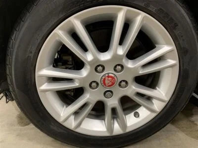 Rueda 17x7 aleación 7 radios divididos para 17-19 XE 2201002 Foto 1 de 4