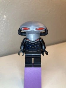 Lego Super Heroes Justice League Black Manta Flat Silver Helmet Minifigure - Picture 1 of 8
