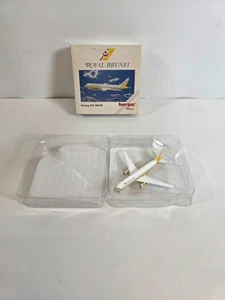 Herpa Airline 1/500 - Boeing 767 300 ER Royal Brunei modelo de avión - Imagen 1 de 11