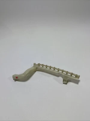 AUDI A3 2015-2020 SEDÁN PUERTA TRASERA DERECHA VENTANA REGULADOR PISTA OEM Foto 1 de 4