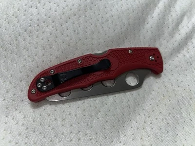 Faca de treinamento Spyderco Endura 4 C10TR lâmina de treinamento vermelha cabo FRN - Imagem 1 de 4