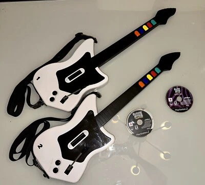 2 guitarras Guitar Hero PS2 com discos GH Legends of Rock & Rock dos anos 80 (sem dongle) - Imagem 1 de 4
