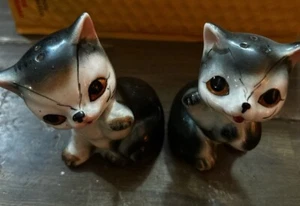 Vintage Siamese Cat Kittens Salt & Pepper Shakers Ceramic - Picture 1 of 6