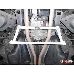 Barra inferior trasera de 4 puntos Ultra Racing 2x2 2008-2013 para Cadillac CTS 3.6 V6 - Imagen 1 de 9