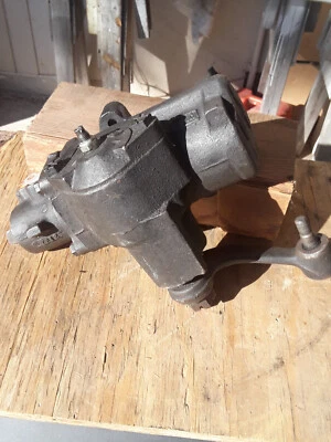 Ford Thunderbird 1967 caja de cambios de dirección asistida y brazo Pitman C5Ar-A 3A587-A Foto 1 de 4