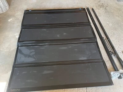 Cubierta rígida de aluminio GMC/Chevy para cama de 6,5’ (78”) Foto 1 de 4