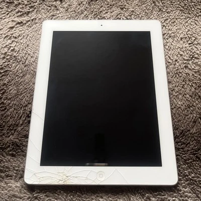 Apple iPad 4th Gen 16GB, 9.7in - White, Silver Cracked Screen Spares Repairs - Image 1 of 4