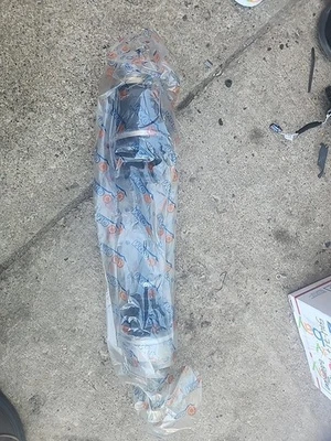 Eje CV delantero izquierdo SurTrack para Chrysler 300 Dodge Charger Magnum AWD Foto 1 de 4