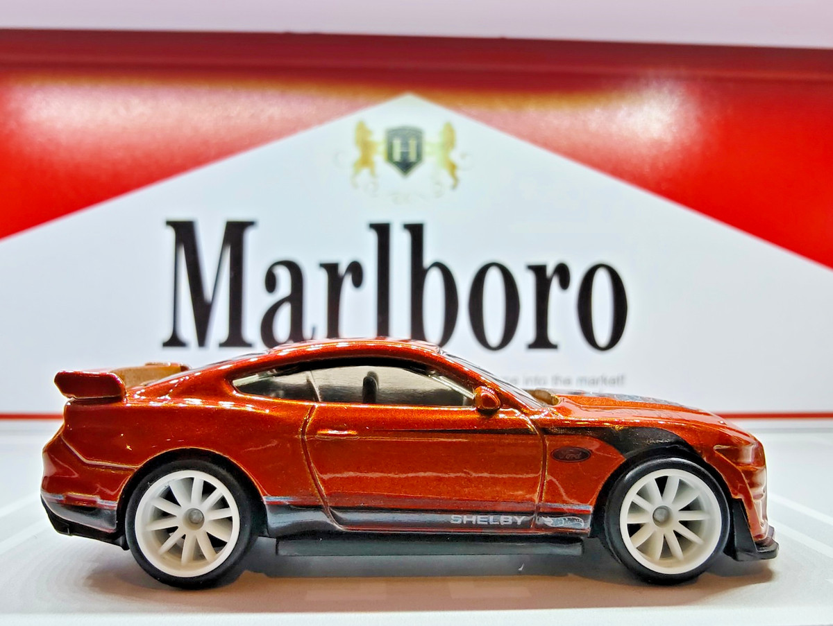 Hot Wheels Ford Mustang Shelby GT500 Ford Contemporary