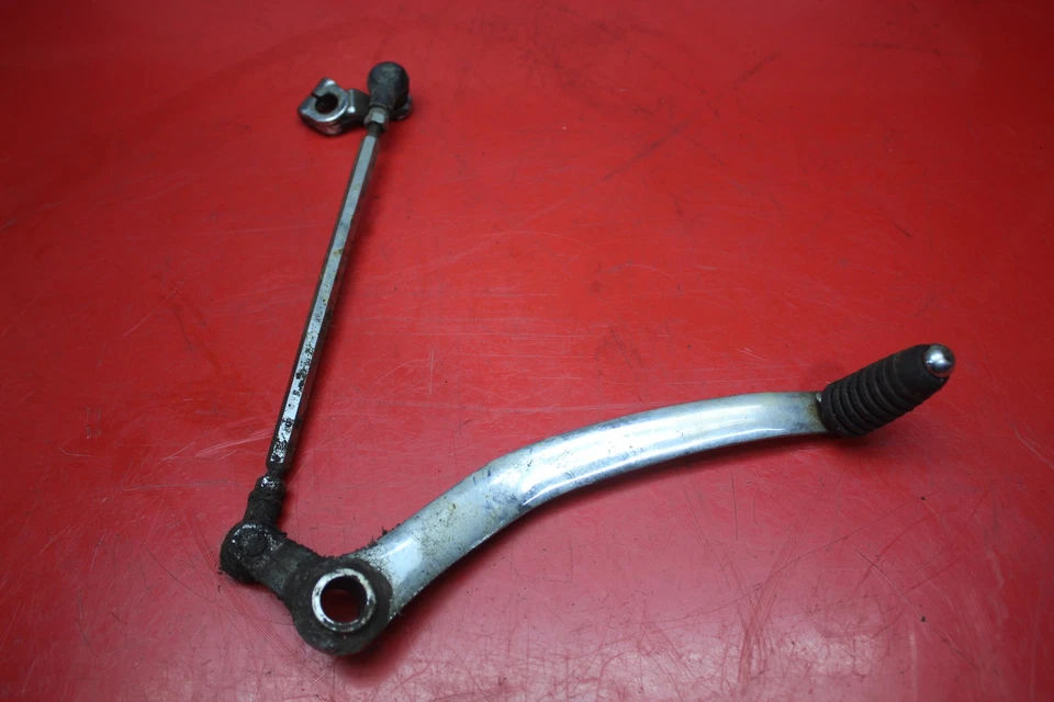 1993 SUZUKI INTRUDER 1400 ПЕДАЛЬ ПЕРЕКЛЮЧЕНИЯ ПЕРЕДАЧ 25600-38B02 - Изображение 1 из 4