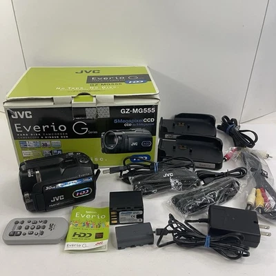 JVC Everio GZ-MG555U 30GB HDD Camcorder w/ Dock, remote, Battery, AC Adapter - Image 1 of 4