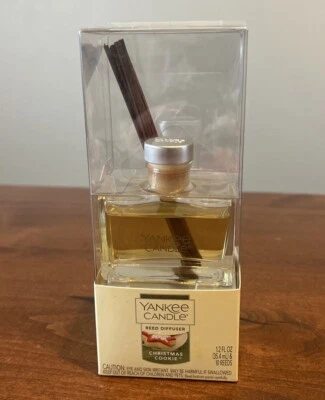 Yankee Candle Reed Diffuser CHRISTMAS COOKIE 1.2 fl.oz. (35.4 ml) 10 Reeds New  - Image 1 of 2