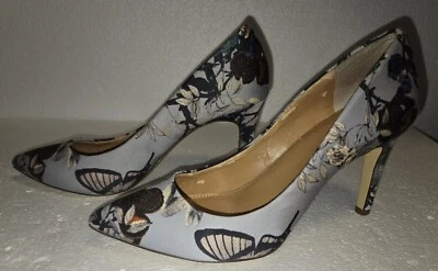 J. Zapatos de salón Crew estampados de tela gris floral con patrón de mariposa talla 6 Foto 1 de 4