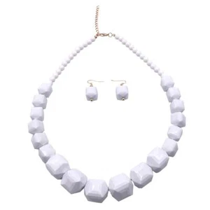 White Beads Necklace, Acrylic Costume Jewelry for Women Girls Chunky Statement S - Picture 1 of 7