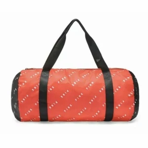 Victorias Secret PINK Red Duffle Bag Packable Full Zip Bag SUPER LIGHT & THIN - Picture 1 of 3