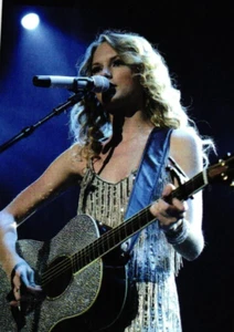 Taylor Swift Custom Celebrity Card - Picture 1 of 4