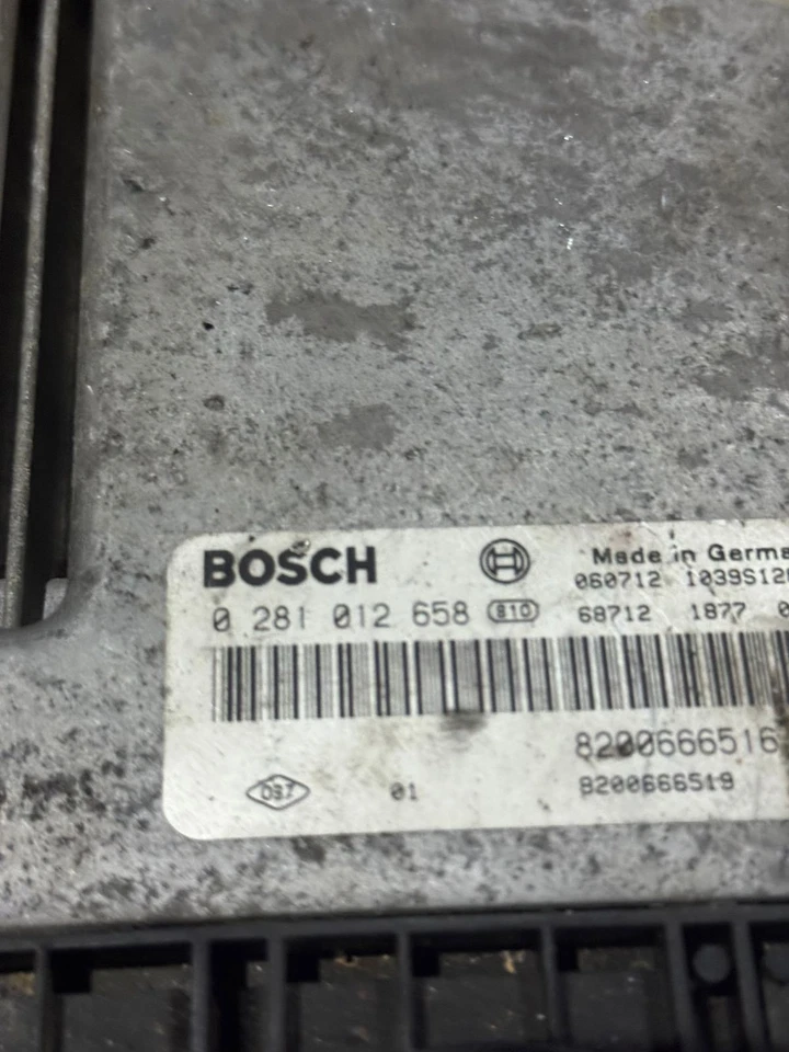 Bosch 8200666516 EDC16CP33 ECU 0281012658 Diesel Engine Control Unit - Image 1 of 1
