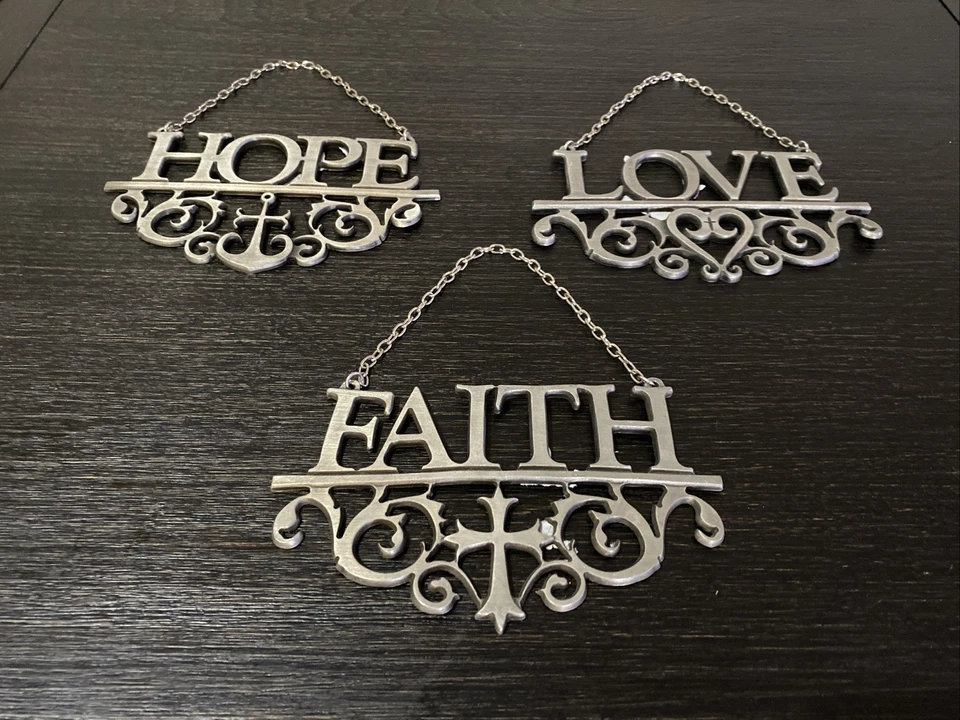 Decoración de pared de hierro fundido FAITH HOPE LOVE 3 piezas percha de cadena rústica artesanal Foto 1 de 4