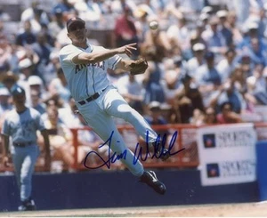 TIM WALLACH CALIFORNIA ANGELS ANGELS SIGNED 8X10 PHOTO W/COA - Picture 1 of 1