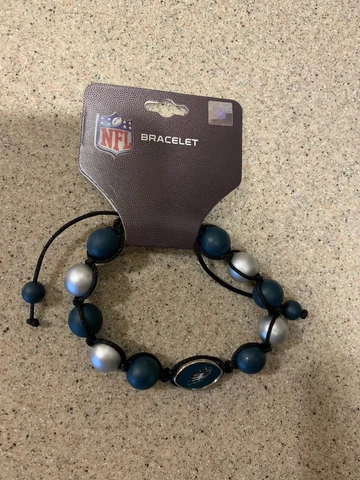 Philadelphia Eagles NFL Women's Bead Bracelet - New with Tags Cover