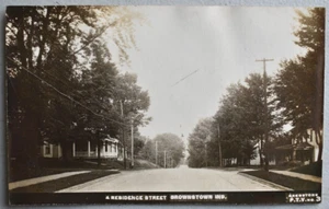 Residence Street Brownstown Indiana ~ Circa 1915 RPPC Real Photo POSTCARD - Picture 1 of 3
