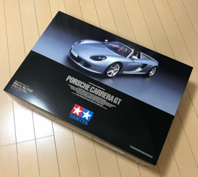 Tamiya 1/12 Big Scale Series n.50 Porsche Carrera GT Plastic Model 12050 nuovo - Immagine 1 di 4