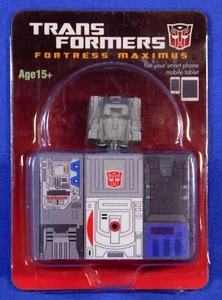 TRANSFORMERS HASBRO FORTRESS MAXIMUS 2013 PROMOTIONAL HEADPHONE JACK PLUG - Picture 1 of 2