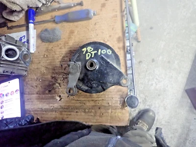 Yamaha DT 100 1978 placa/panel de freno trasero Foto 1 de 4