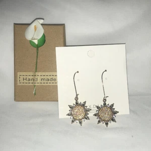 Elegant Gold Sunflower Stud Drop Earrings for Women Jewelry Set - Picture 1 of 3