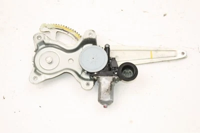 Elevalunas eléctrico. trasero izquierdo Toyota RAV 4 III SA CA 72271 - Imagen 1 de 3