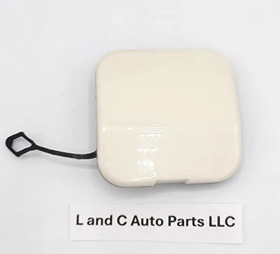 CADILLAC SRX REAR BUMPER TOW HOOK COVER  2005 2006 2007 2008 2009  OEM pearl - Imagem 1 de 3