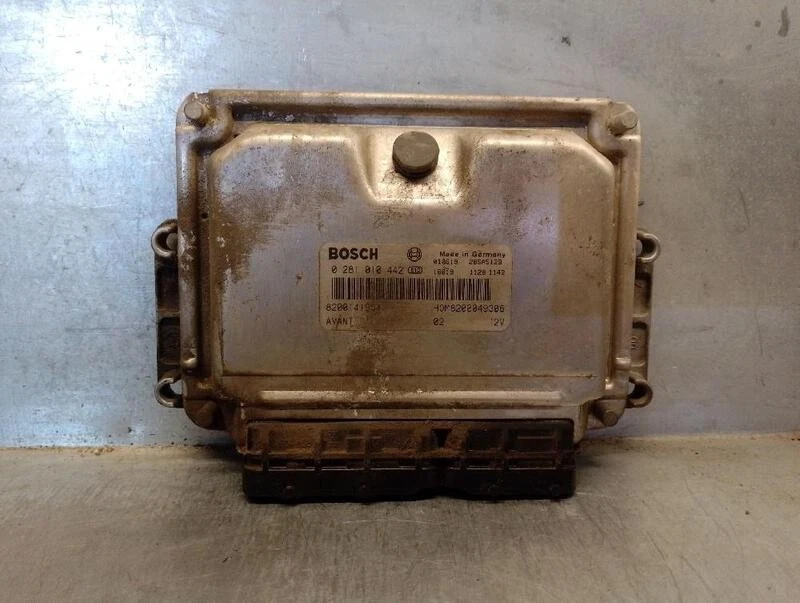 8200141954 centralita motor uce para RENAULT MEGANE I CLASSIC (LA0 1 ) 5249268 - Immagine 1 di 4